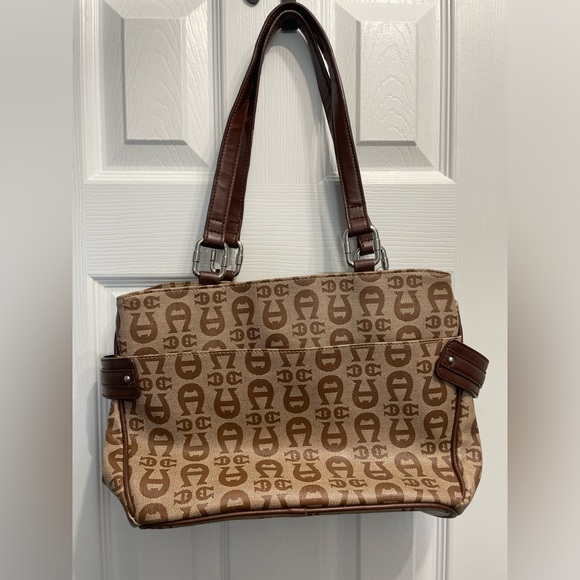 Etienne Aigner Designer Signature Logo Woman’s Purse Satchel Shoulder Bag Brown - Picture 5 of 14